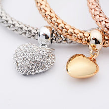 Load image into Gallery viewer, Multilayer Pendant Heart Bracelet